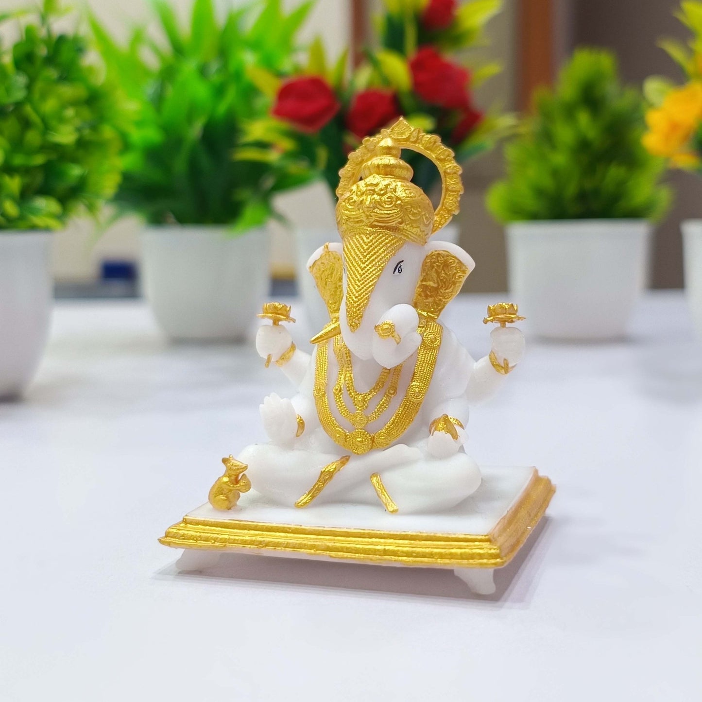 White Dagdusheth Ganpati Bappa Idol 3 Inch Ganesh Murti